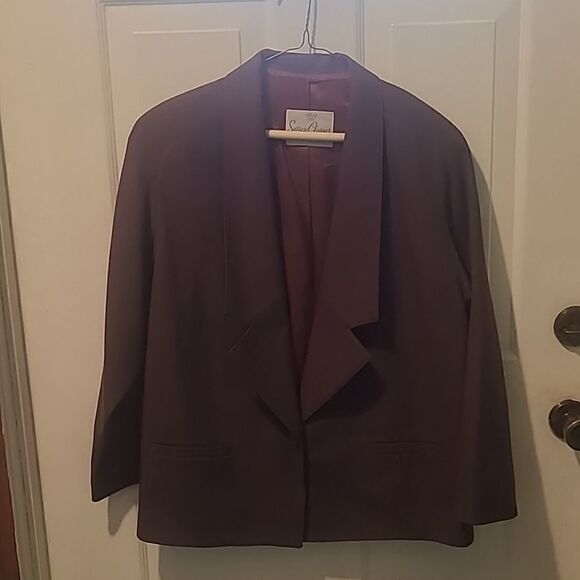 Ladies Size 14 Brown Wool Suit Jacket by Surrey Classics